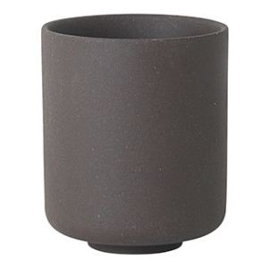 Cana negru din ceramica 7,7x9,2 cm Ferm Living