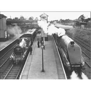 Steam train at Stevenage Station, 1938 Reproducere, (80 x 60 cm)