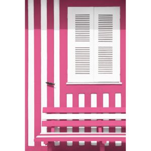Fotografii artistice House facade with Pink and White Stripes
