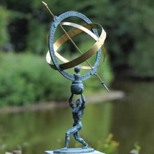 Ceas solar de bronz Man holds sundial