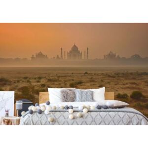 Fototapet GLIX - Taj Mahal At Dusk + adeziv GRATUIT Tapet nețesute - 104x70 cm