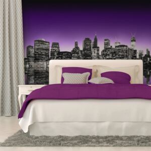 Fototapet - The Big Apple in purple color 350x270 cm