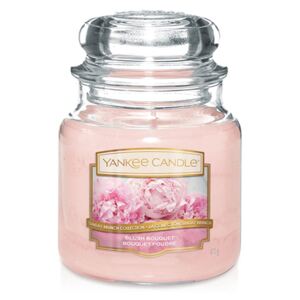 Yankee Candle lumanare parfumata roz Blush Bouquet Classic mijlocie