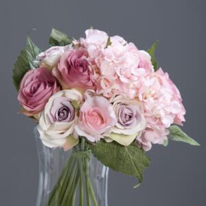 Buchet trandafiri artificiali si hortensii artificiale roz
