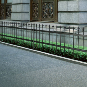 Gard metalic decorativ cu vârf din oțel 120 cm, Negru