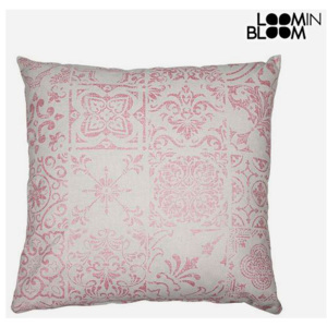 Pernă Roz (60 x 60 cm) - Queen Deco Colectare by Loom In Bloom