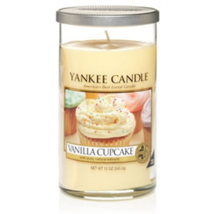 Lumanare Parfumata Pahar Mediu Vanilla Cupcake Yankee Candle