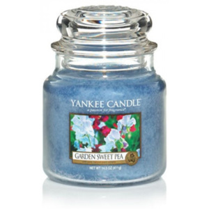 Lumanare Parfumata Borcan Mediu Garden Sweet Pea Yankee Candle