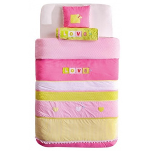 Set cuvertura pat copii si 2 perne decorative Love Multicolor