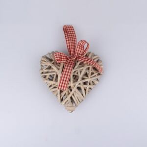 Decorațiune suspendată din ratan, în formă de inimă Dakls, înălțime 15 cm