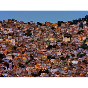 Artă fotografică Nightfall in the Favela da Rocinha, Adelino Alves