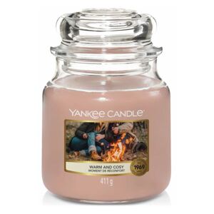 Yankee Candle parfumata lumanare Warm & Cosy Classic mijlocie