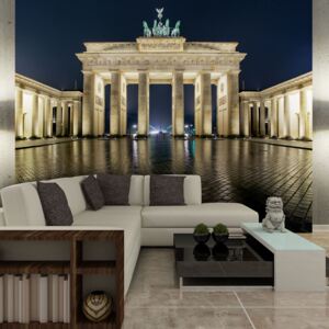 Fototapet Bimago - Brandenburg Gate at night + Adeziv gratuit 450x270 cm